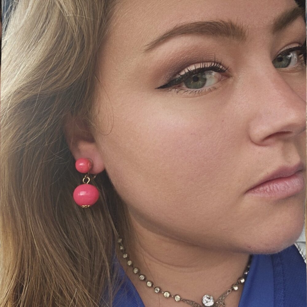 Vintage 1960s Hong Kong Hot Pink Lucite Dangle Clip On Earrings